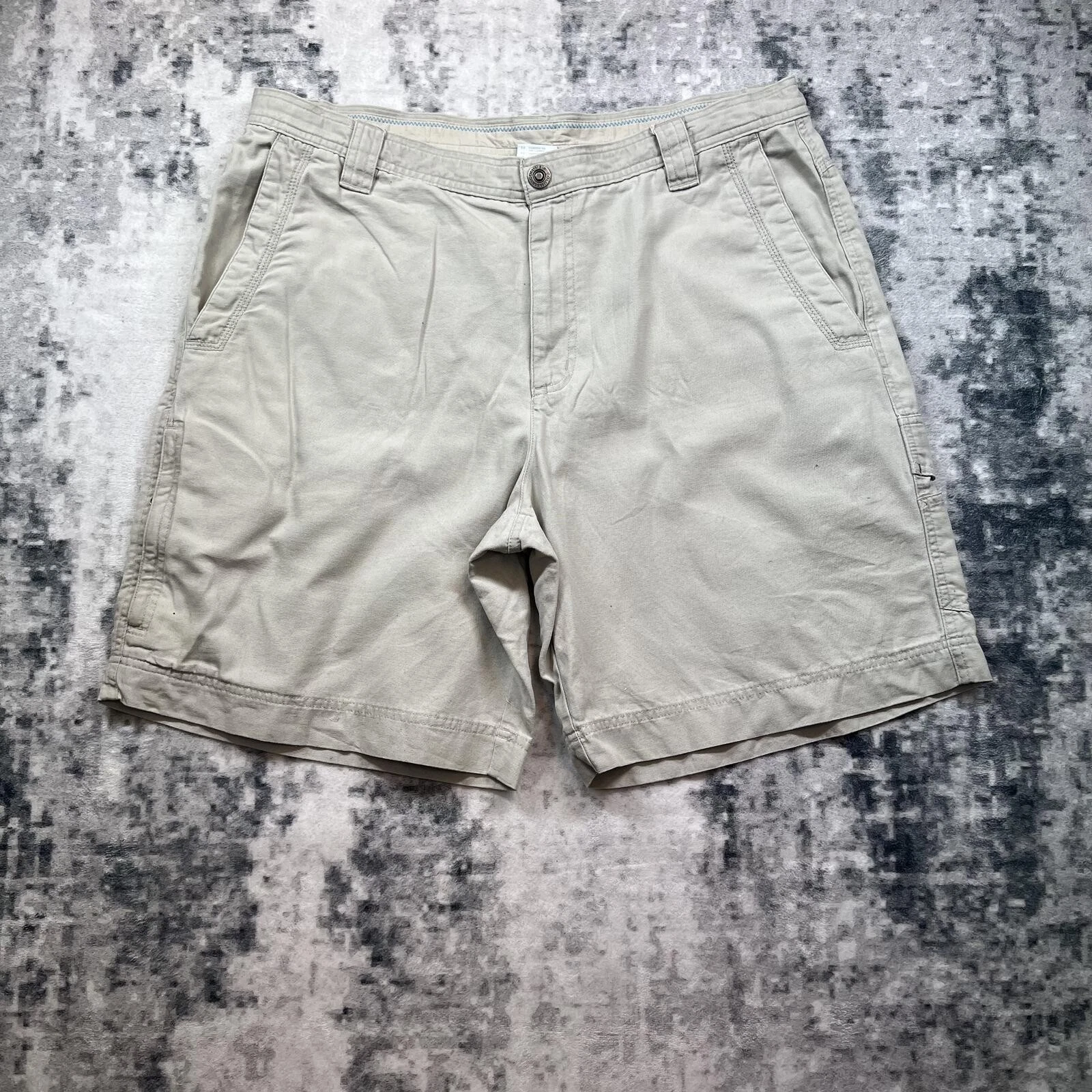 Columbia Sportswear Omni-Shield Men's Beige Cargo Hiking Shorts Outdoors, W38 9"