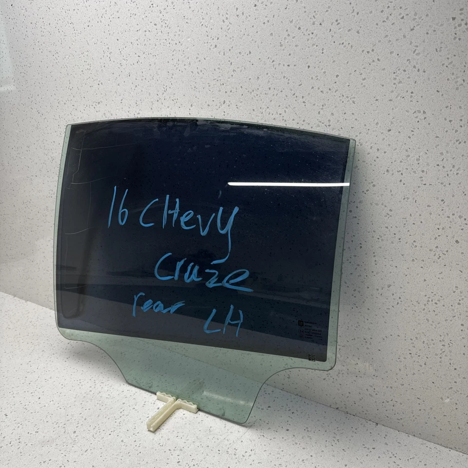 2016 CHEVY Cruze REAR LEFT SIDE DOOR WINDOW GLASS OEM - Изображение 2 из 4