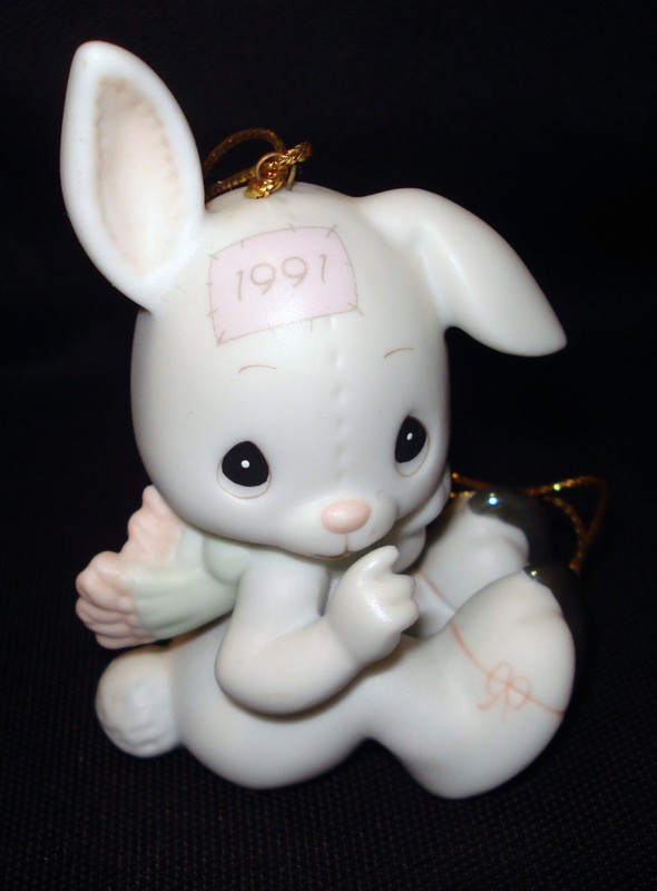 Enesco Precious Moments 520438 Sno-Bunny Falls For You Like I Do Tree Ornament