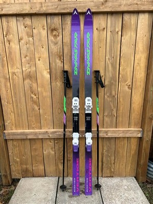 Alpine Downhill Snow Ski 70'' DYNASTAR VERTIGE Skis 180 cm with Bindings + Poles