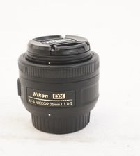 Nikon AF-S DX NIKKOR 35mm f/1.8G Lens