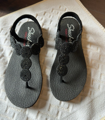 Skechers Yoga Foam Meditation Stars & Sparkle Zehentrenner Schwarz Glitzer 38