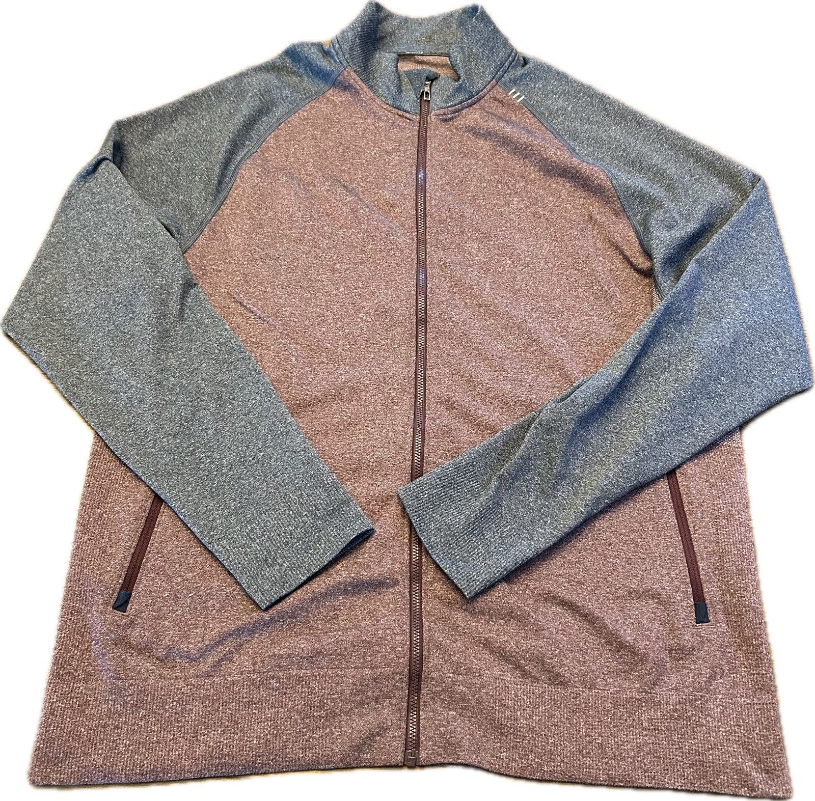 Lulemon Men Stretch Athletic Full Zip Jacket Gray Maroon Size L XL