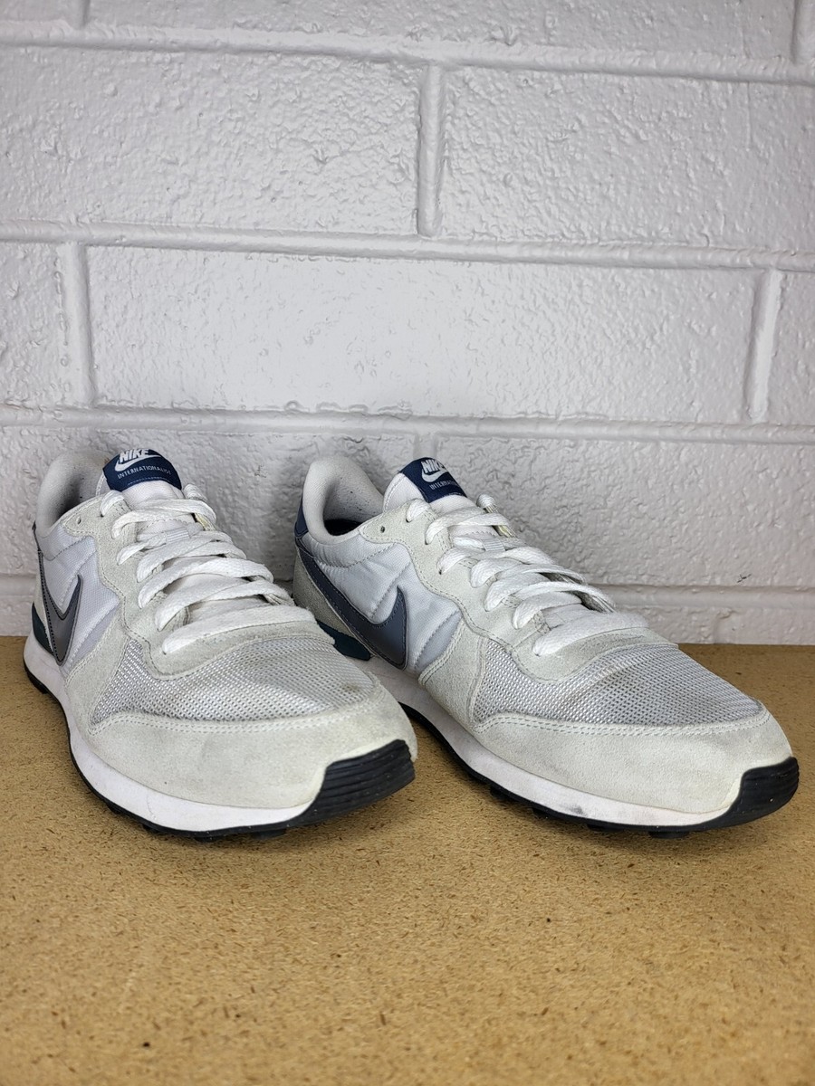 nike internationalist size 10