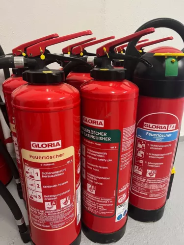Feuerlöscher 6l AB Aufladefeuerlöscher Schaum,  gebraucht, guter Zustand, gefüll