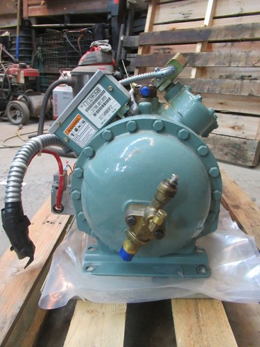 CARLYLE SEMI-HERMETIC REFRIGERANT RECIPROCATING COMPRESSOR 06DF3132AA3600 - Picture 7 of 8