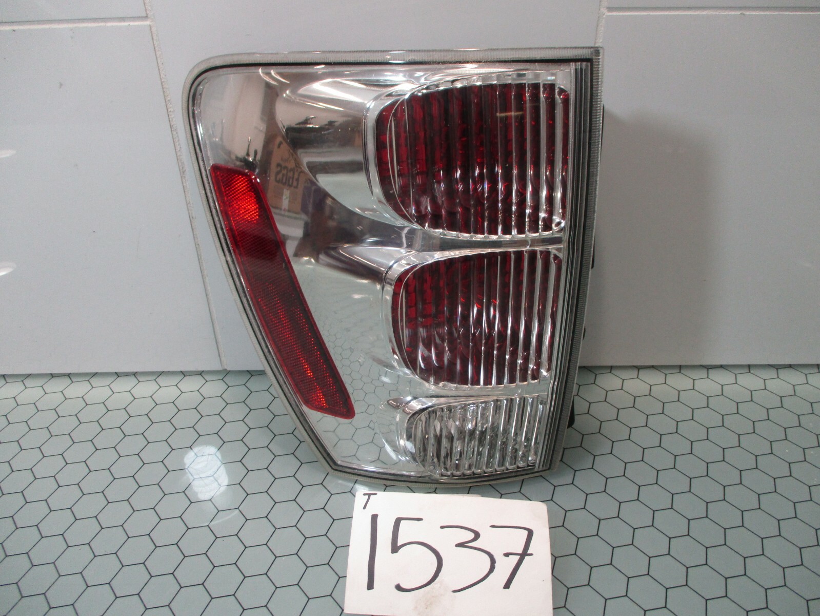 05 06 07 08 09 Chevrolet Equnox DRIVER Side Tail Light Used Rear Lamp #1537-T