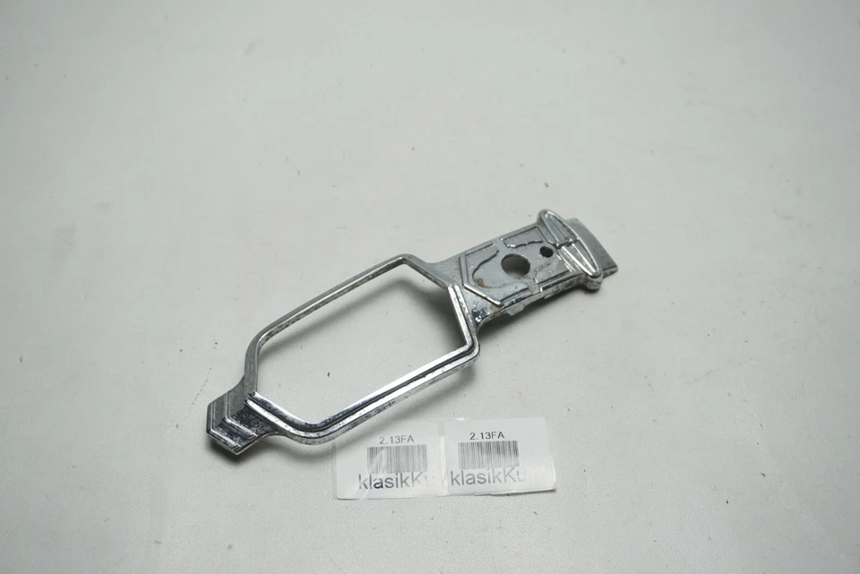 NOS GRILLE 徽章铬制收音机外翻适用于奥斯汀 A40 SOMERSET 7'5276'1 — 第 2/4 张图片