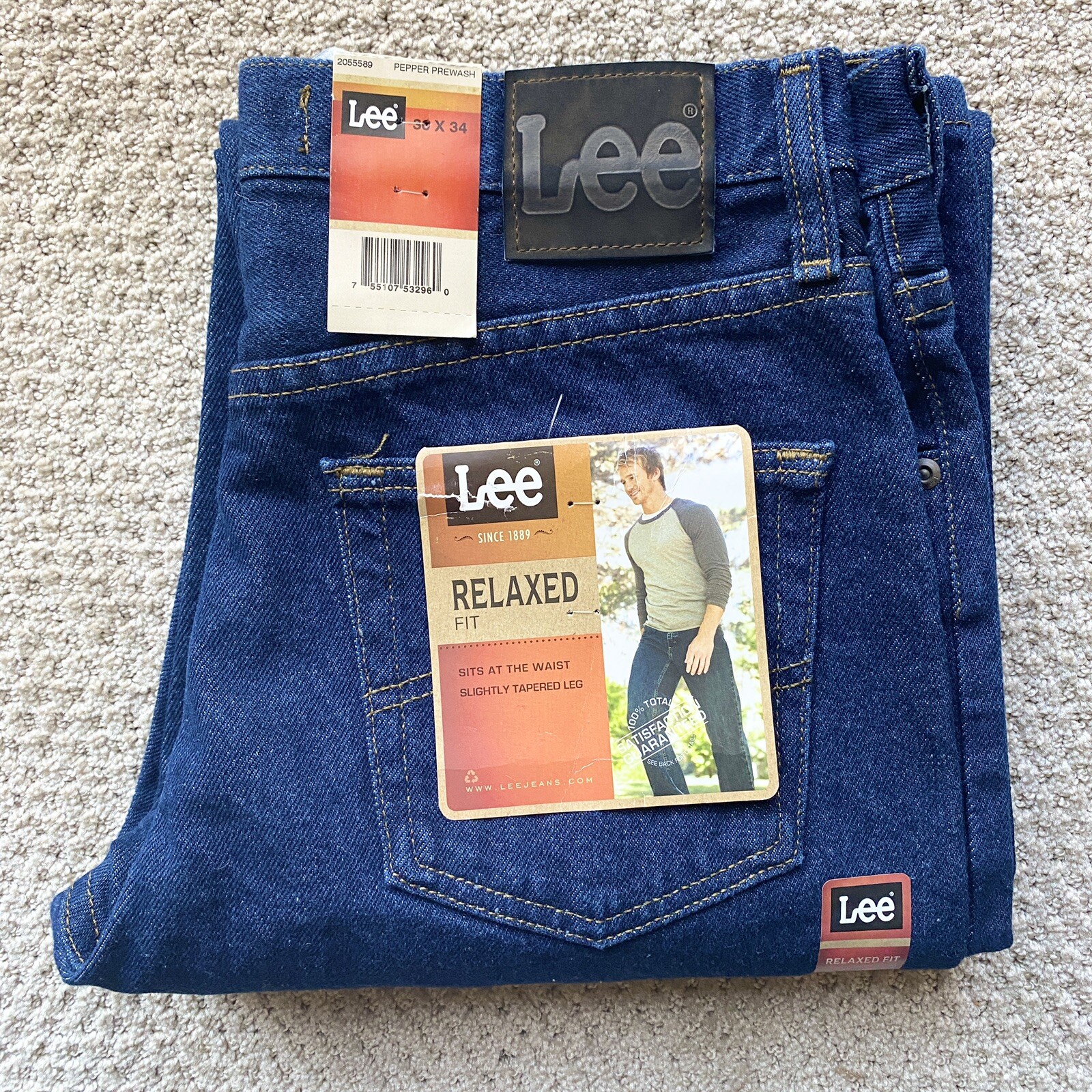 Lee Relaxed Fit Straight Leg Jeans 