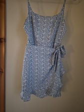 lulus wrap dress size medium