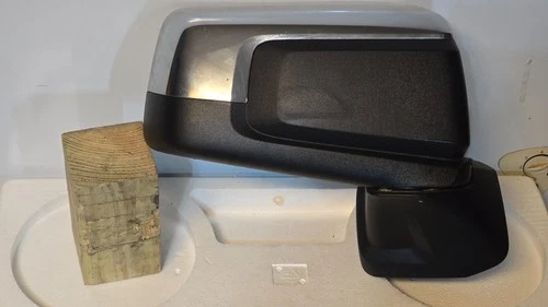 2019 2020 2021 2022 2023-2025 GMC SIERRA 1500 DOOR MIRROR RIGHT PASSENGER CHROME