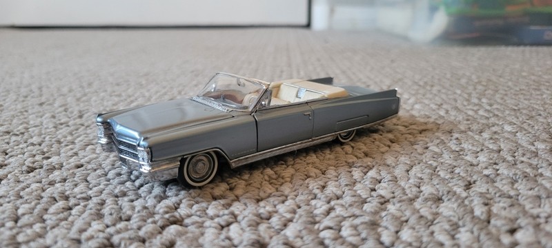 Franklin Mint 1963 Cadillac El Dorado Convertible 1:43