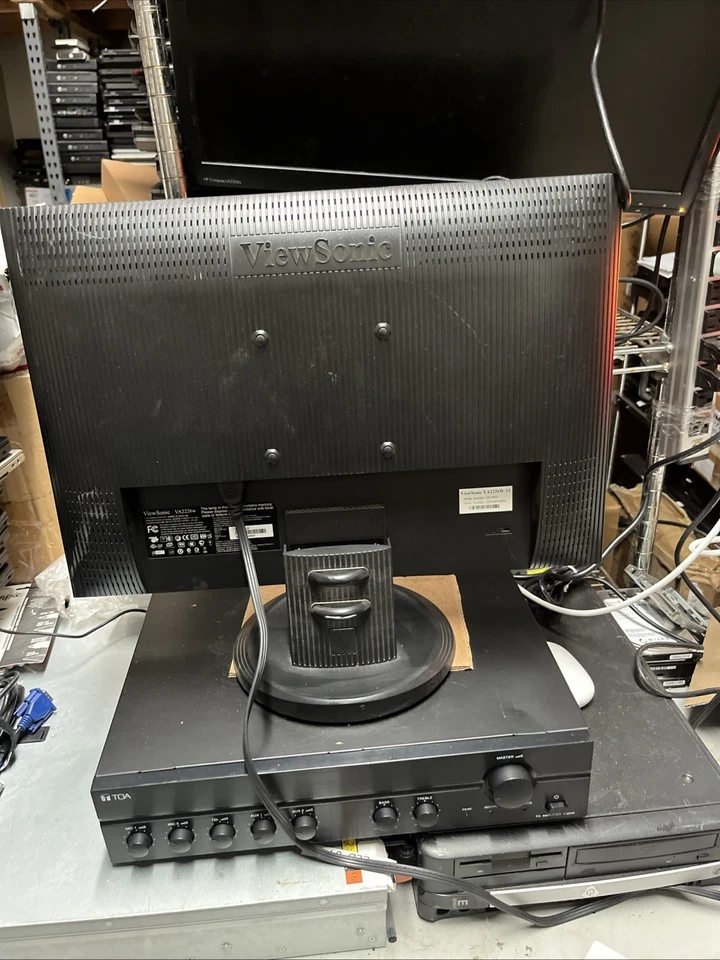 ViewSonic VA2226W 22" Widescreen LCD Monitor DVI VGA 1680x1050 w/stand and cable - Image 3 of 4