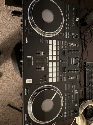 Pioneer DJ DDJ-REV7 Serato Double Deck Controller