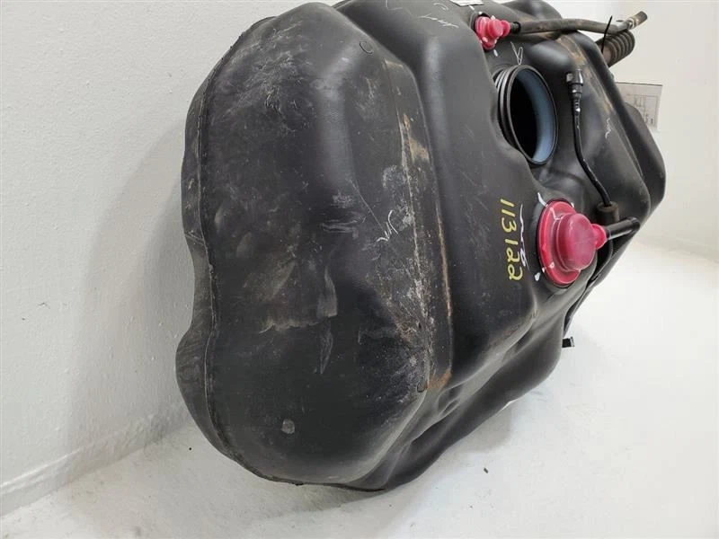 2003-2007 HONDA ACCORD Fuel Tank VIN M 5th Digit US Market 17 Gallon 7168883     Foto 3 de 4