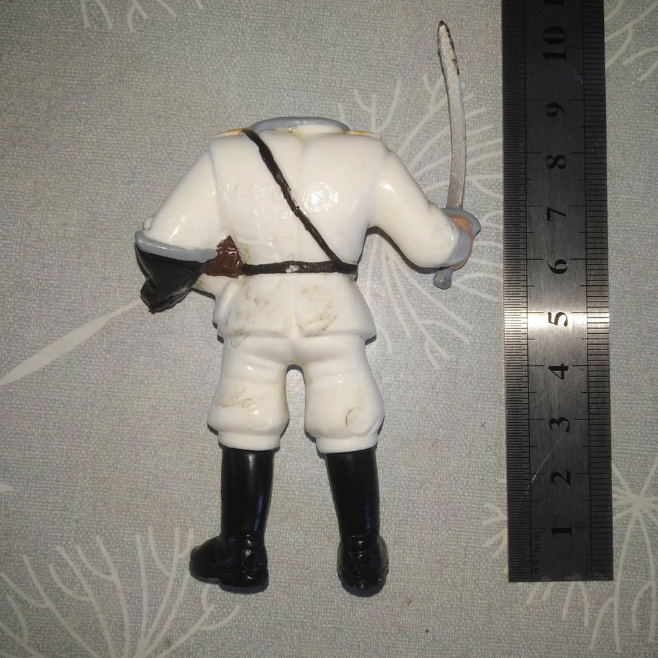 Figurine PVC vintage yolanda - MAZINGER - Comte BROCKEN - paint version - Photo 2/3