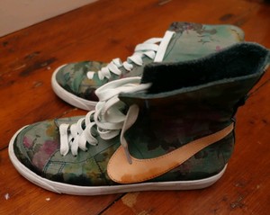 nike liberty blazer