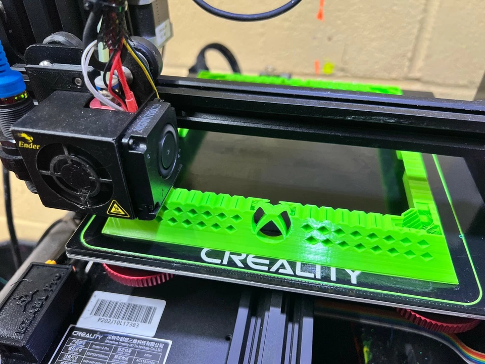 Soporte vertical Xbox Series X - Impreso en 3D - Verde fluorescente ~ Envío rápido a Ohio ~ Foto 4 de 4