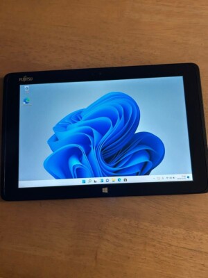 Fujitsu Q506 Stylistic Arrows PC Tablet Windows 10 Rugged 64GB