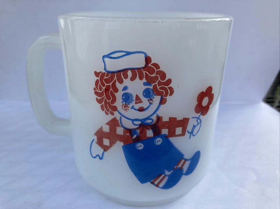 Caneca de café Raggedy Ann and Andy vidro leitoso branco - Imagem 4 de 4