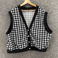 SheIn Top Women 4XL Black Geometric Button Up V-Neck Sleeveless Wide Strap Curve