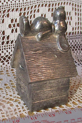 SNOOPY On Silver Tone Metal DOGHOUSE BANK 1966 UFS Leonard 6