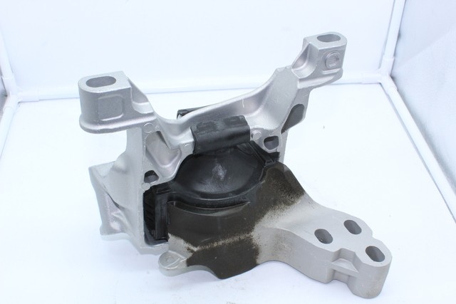 OEM RH Right Passenger Side Engine Mount Rubber No. 3 Mazda Cx5 3