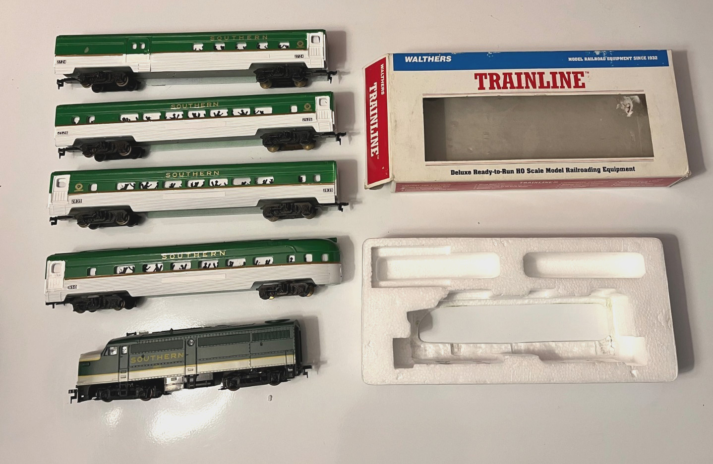 HO Waltherns Southern Alco FA1 locomotive and Tyco custom passenger cars