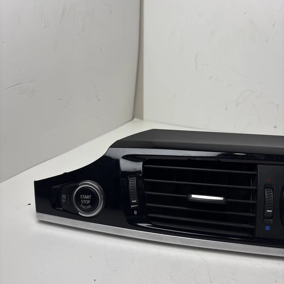 2015 BMW X3 DASH CENTER AIR VENT PANEL WITH START STOP SWITCH 93034070 OEM - Imagem 4 de 4