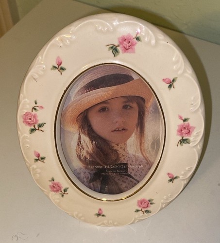 Porcelain Floral Pink Roses White Vintage Style Frame