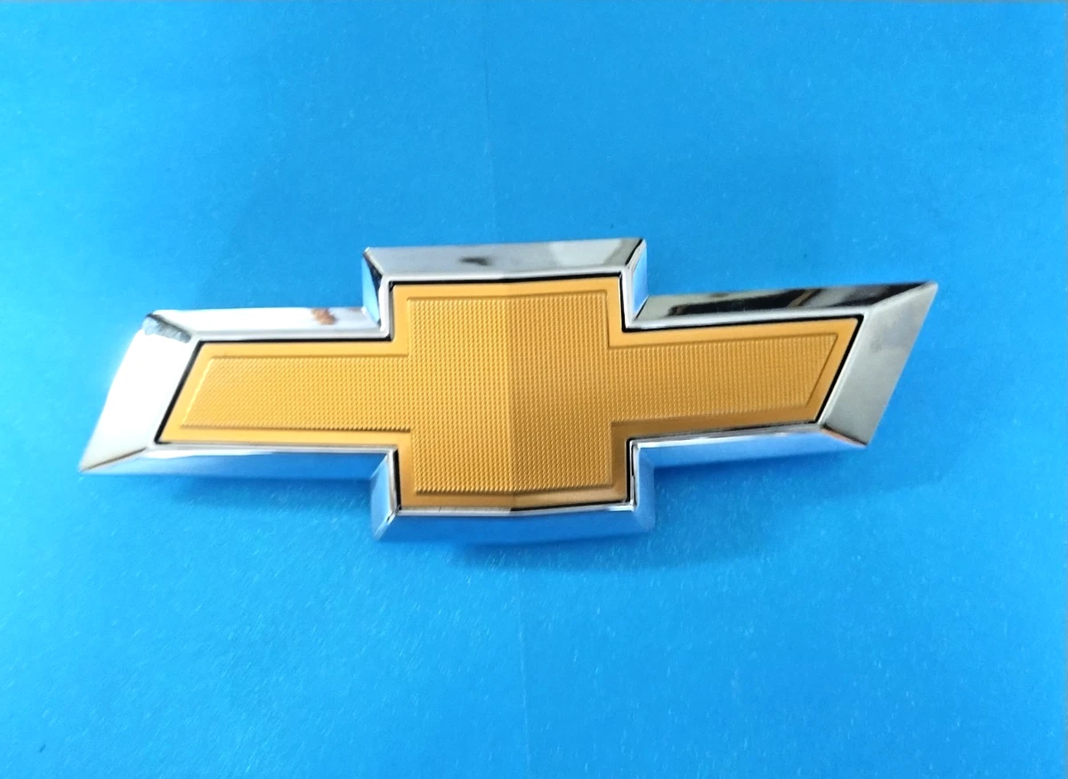 2012-2016 Chevrolet Sonic Front Grille Bowtie Logo 95122465 | Capital