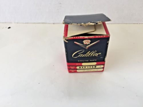 NOS 1941 - 1949 CADILLAC PARTS IN RARE ORIGINAL CADILLAC BOX OEM GM