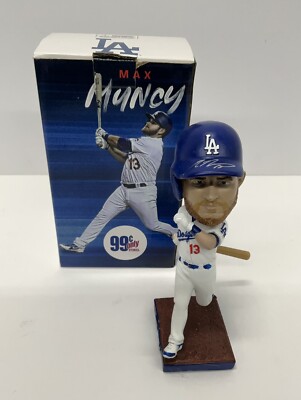 MAX MUNCY SIGNED DODGERS 2019 SGA BOBBLEHEAD 