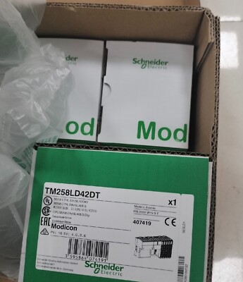 NEW Schneider  TM258LD42DT PLC programmable contro Original and authent