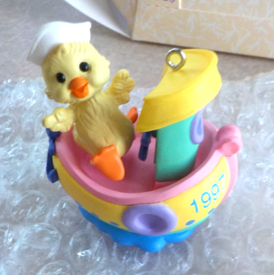 Hallmark 1997 Ornament  HERE COMES EASTER Duck IN Boat  MIB