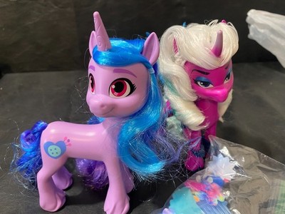 MLP My Little Pony lot of 2 Izzy Moonbow Opaline Arcana figure horse unicorn
