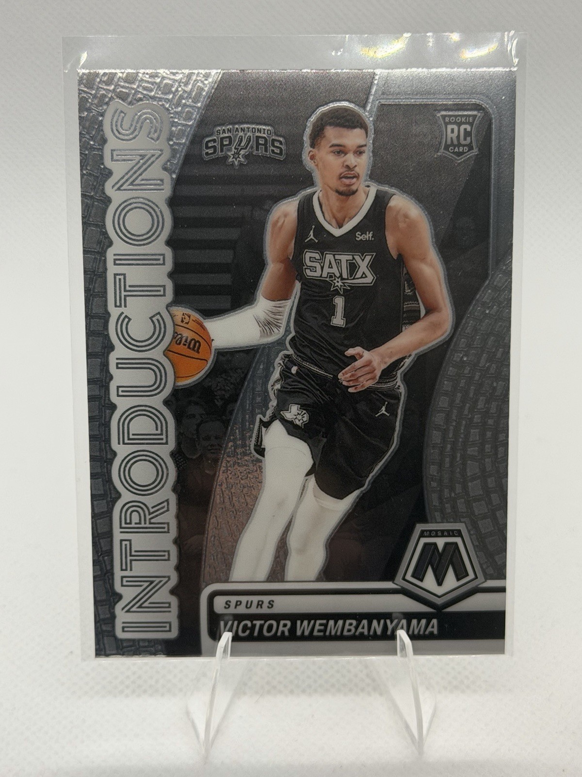 2023-24 Panini Mosaic Victor Wembanyama Introductions Rookie RC #8 Spurs