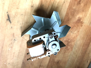 Foshan Regal Motor. Querstromlüfter,Ventilator für Backofen.R61-230. 12W.