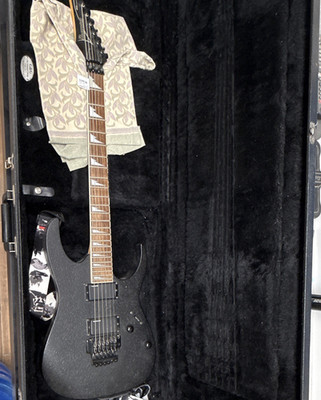 Ibanez RG RGR320EX Black Solid Body 6-String Right-Handed Guitar + Case