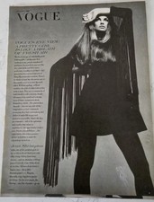 Publicité étalée mode 11 pages Vogue modèle Jean Shrimpton 1968 vêtements vintage