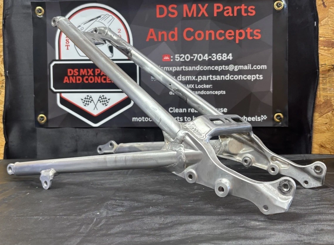 Honda CRF250R - Stock Rear Subframe Chassis Sub Frame - 2006 CRF 250 OEM