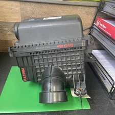 16-20 HYUNDAI ELANTRA 2.0 USED GENUINE AIR CLEANER BOX ASSY 28100F2500