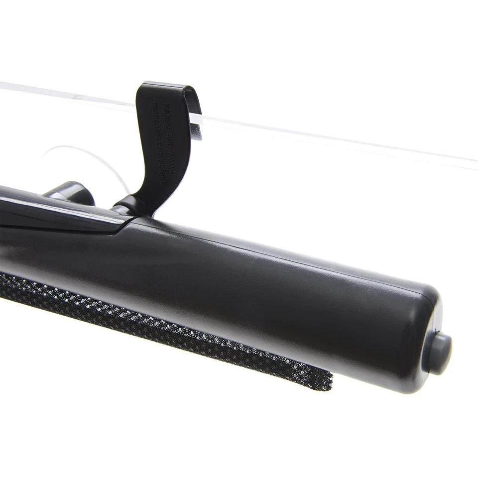 Munchkin Brica Mega Sun Safety Car Shade, Includes White Hot Heat System - Image 3 of 4