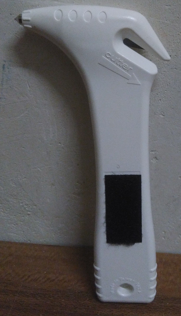 2-in-1 Auto Nothammer Mit Gurtschneider - Sicherheitshammer Für Notfälle Im Auto Mit Übungsglas