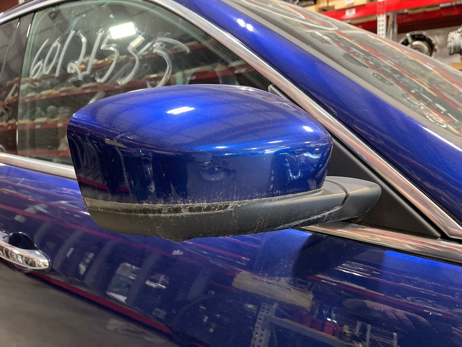 2017 Maserati Levante Passenger Right Door Mirror OEM Blue Mica BEM Signal RH 17