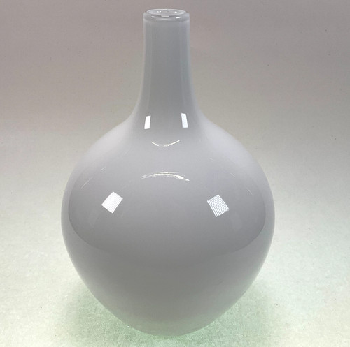 IKEA Johanna Jelinik Salong White Art Glass Vase Modernist 8"