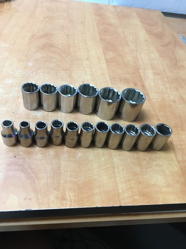 Juego de Dados 15pz 1/2 12pt MM Urrea