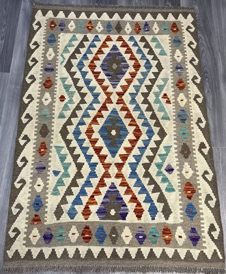 Vintage Kelim traditionell handgefertigt orientalisch Wolle Kelim 4 Fuß 11 Zoll x 3 Fuß 149 cm x 103 cm