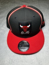 Chicago Bulls New Era 9fifty Snapback NBA Black/Red Stripe One Size Script Logo