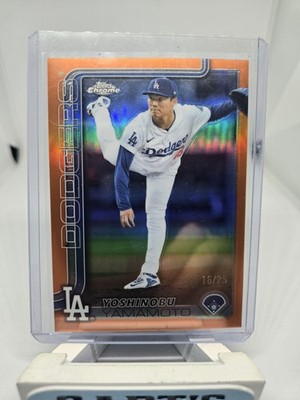 Yoshinobu Yamamoto 2025 Topps Chrome Jersey Number Orange Refractor 18/25
